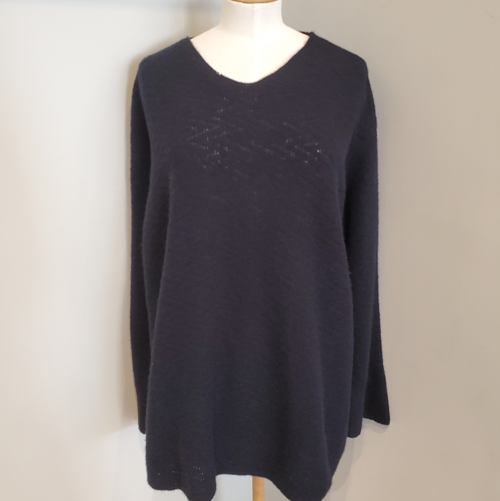 LAINEY KEOGH NAVY PULLOVER SWEATER